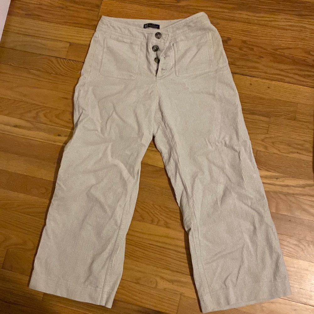 Zara cropped cords size medium